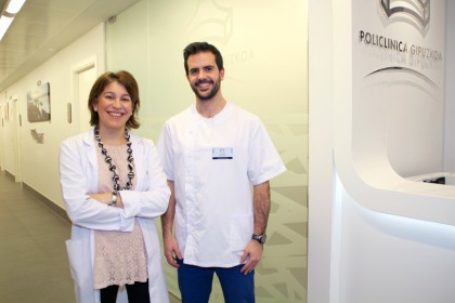 fotografía de la Dra Laura Quintas y el fisioterapeuta Javier Muñoz