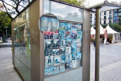 Kiosco de prensa cerrado en Donostia San Sebastián en